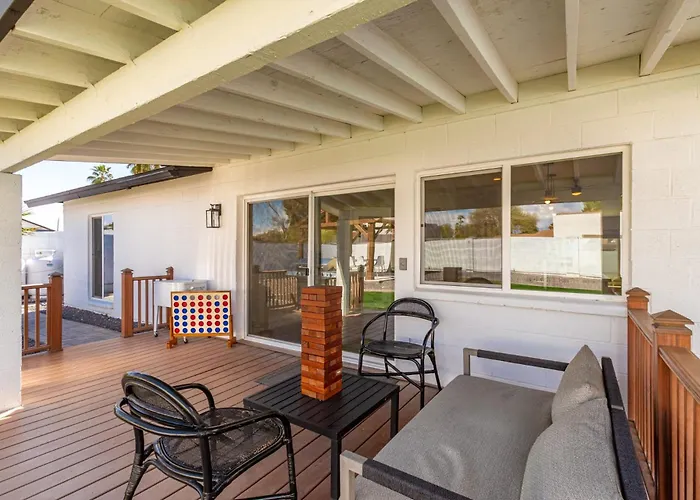 The Agave Family Oasis-modern 5br-pool-bar Ferienhaus