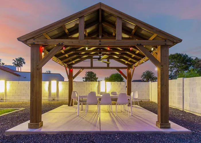 The Agave Family Oasis-modern 5br-pool-bar Ferienhaus *
