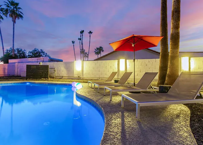 The Agave Family Oasis-modern 5br-pool-bar Ferienhaus *